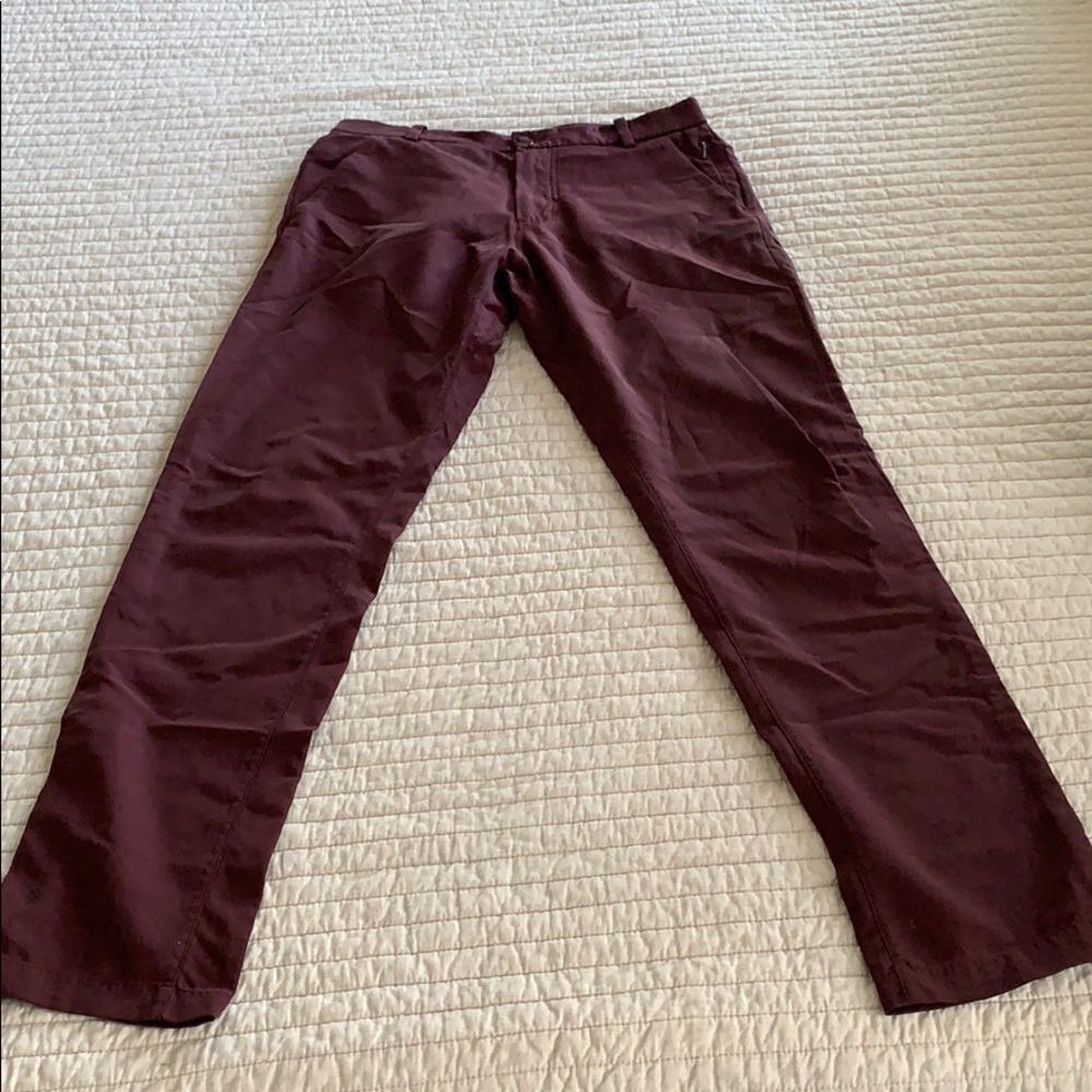 Lululemon commission pants. Maroon size 31
